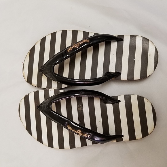 Henri Bendel Shoes - Henri Bendel Flip Flops Shoes sz 3